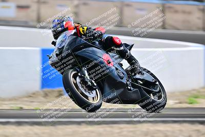 media/Apr-18-2025-TrackDaz (Fri) [[45f5874c44]]/B Group/Session 4 (Turn 6 - Outside)/